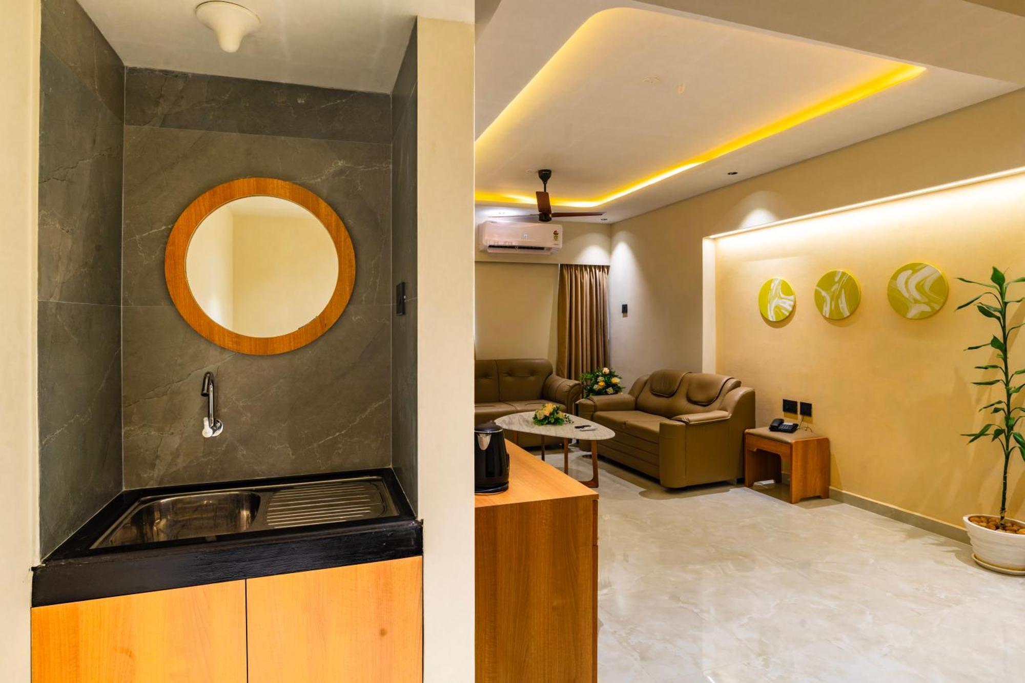 Ima House Hotel Kochi Eksteriør billede